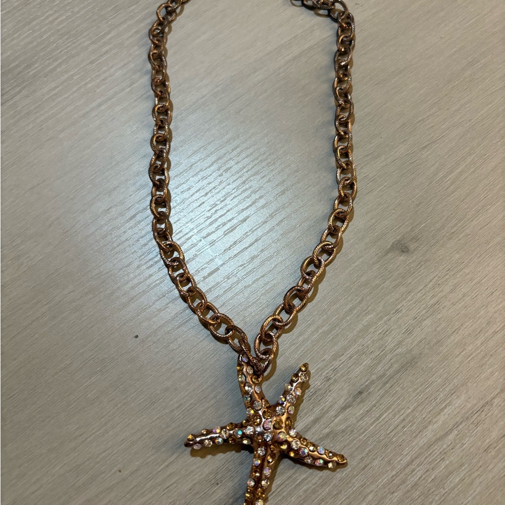 Vintage Starfish Pendant Necklace